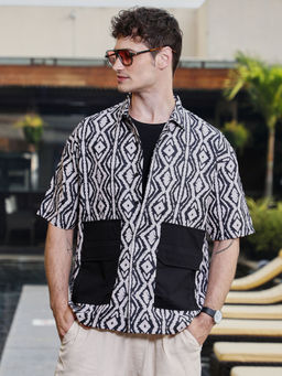 Campus Sutra - Men Black Printed Casual Shirt