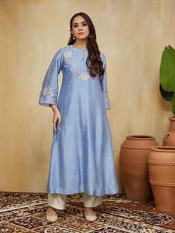 Mushio - Pastel Blue Floral Embroidered Chanderi Safa Kurta