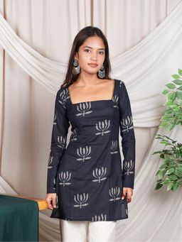 NISHORAMA - Heer Sleeved Corset Black Kurti