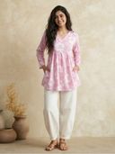 Pink color option, Currently selected