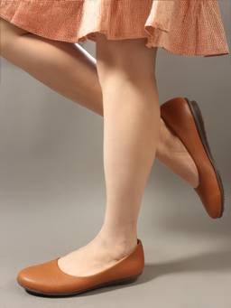 Liscott - Women Tan Comfortable Ballerina
