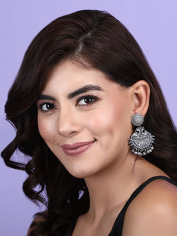 Auraa Trends - Classic Oxidised Grey Earrings For women