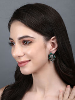 Auraa Trends - Classic Oxidised Green Stone Drop Earrings For women
