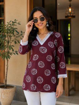 Lative Colours Of Fashion - Maroon Loop Short Kurti