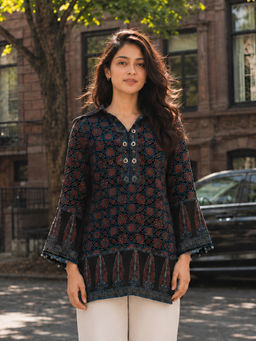 KAFTANIZE - Black Abstract Short Kurti