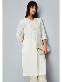 max - Off White Embroidered Straight Kurta