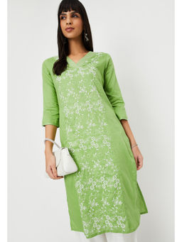 max - Green Embroidered Straight Kurta