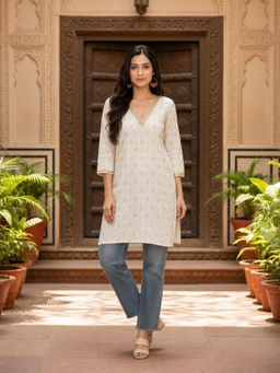 Rangita - Women Off White Embroidery Kurta