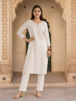 Rangita - Women Off White Embroidery Kurta