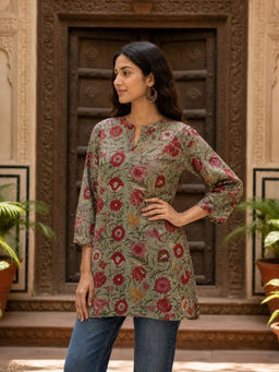 Rangita - Women Mint Green Printed Short Kurti