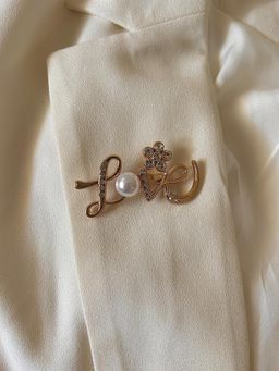 AMOSSH - Love Pearl Pin Brooch