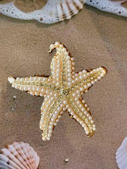 AMOSSH - Pearl Starfish Studded Brooch