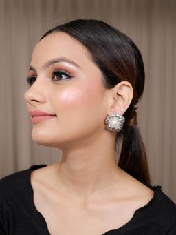 Kraft Smiths - Flora Silver Toned Pearl Earrings