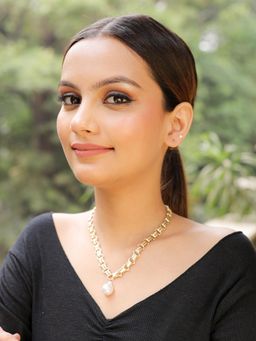 Kraft Smiths - Gorgeous And Stylish Chain Necklace