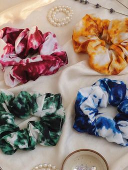 Accessher - Tie Dye Soft Fabric Scrunchies Stretchy Non-Slip Hair Ties (Pack Of 4)