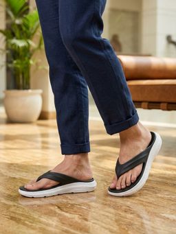 Red Tape - Men's EVA Comfort Black Flipflops