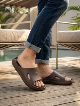 Red Tape - Men's EVA Comfort Brown Sliders