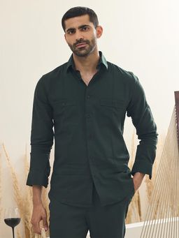 MR BUTTON - Green Men Solid Collar Neck Casual Shirt