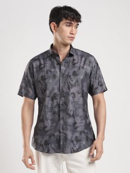 MR BUTTON - Black Men Slim Fit Floral Printed Collar Neck Casual Shirt