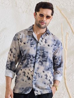 MR BUTTON - Men Slim Fit Opaque Printed Casual Shirt