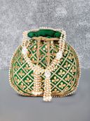 Green color option, Currently selected