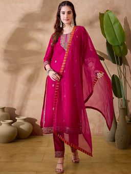 Gahan - Raani Pink Dchinon Zari Embroidered Kurta with Pant & Dupatta