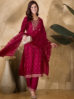 Gahan - Maroon Silk Blend Zari Mirror Embroidery Jacquard Kurta with Pant & Dupatta