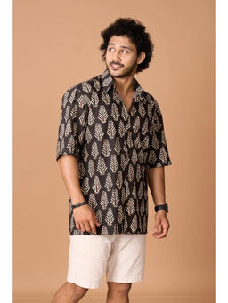Tanoti - Men Collar Neck Three Fourth Sleeves Leaf Print Button Shirt