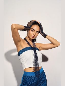 Clothes on my mind - Women White Crepe Crop Top