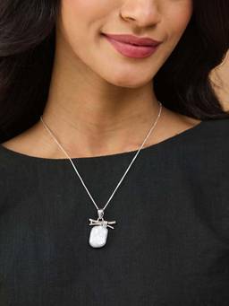 Fabindia - White Long Pendant Necklace