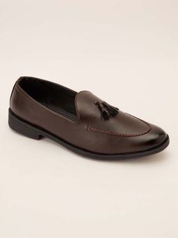 Vastramay - Men Brown Tasselled Moccasins