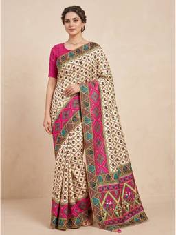 SAANTHA - Women Cream Cotton Silk Printed Saree