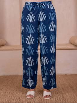 ARAMYA - Women Teal Soft Cotton Printed Pant
