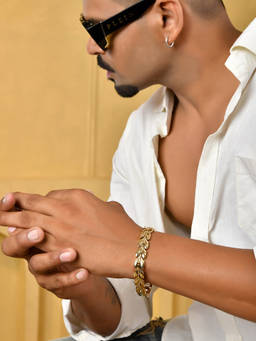 VOJ - Gold Plated Leaf Shaped Men's Bracelet