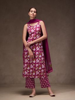 Jaipuri Banno - Deep Pink Hand Block Printed Kurta with Pant and Dupatta