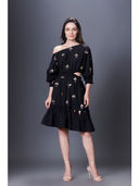 Black color option, Sold out, Currently selected