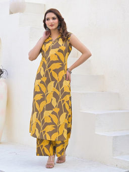 Readiprint - Straight Cotton Yellow Kurta with Pant (Set of 2)