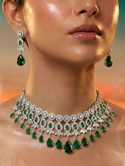 Auraa Trends - Emerald Green Crystal Choker Necklace And Drop Earrings Set