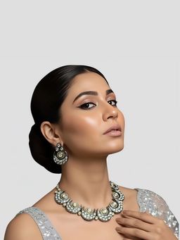 Auraa Trends - Oxidised Silver Kundan Crescent Necklace With Earrings