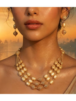 Auraa Trends - Elegant Multi-Layer Pearl Beaded Necklace With Earrings