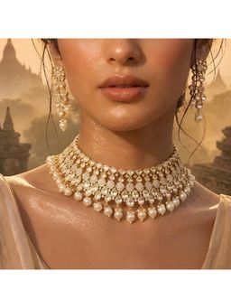 Auraa Trends - Gold-Toned Kundan Pearl Choker Necklace With Earrings