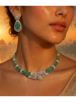 Auraa Trends - Silver-Toned Emerald Green Crystal Choker Necklace With Earrings