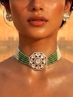 Auraa Trends - Mint Green Beaded Kundan Choker Necklace With Stud Earrings