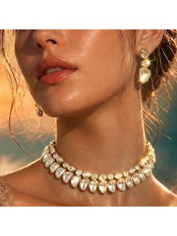 Auraa Trends - Luxury Gold-Tone Kundan Statement Necklace And Earrings