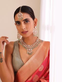 SWABHIMANN - Green Imaya Polki Necklace With Earrings And Maang Tikka