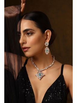 SWABHIMANN - Blue Niharika Blue Polki Necklace And Earrings