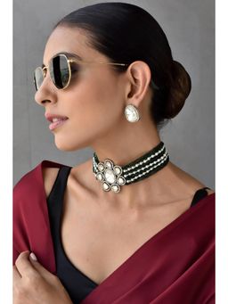 SWABHIMANN - Multicolor Ila Silver Polki Choker And Earrings