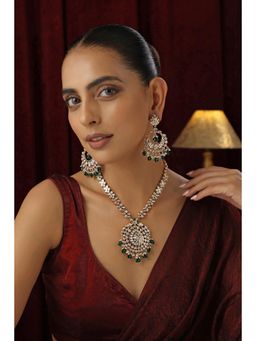 SWABHIMANN - Green Pavni Polki Pendant Necklace And Earrings