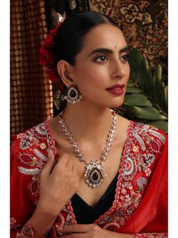SWABHIMANN - Green Varna Polki Long Necklace And Earrings
