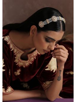 SWABHIMANN - Gold Amaya Gold Kundan And Pearl Sheesh Patti